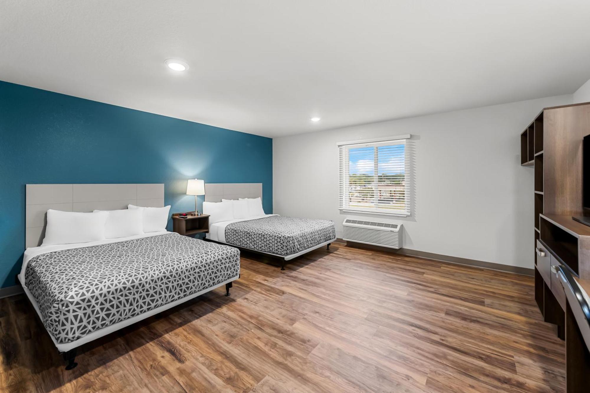 Woodspring Suites Kansas City Airport 외부 사진